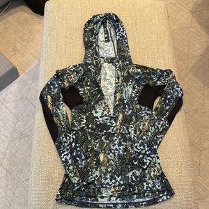 Lululemon run beam hoodie sz 6